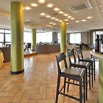Cremona Palace מלון Costa Santʼ Abramo