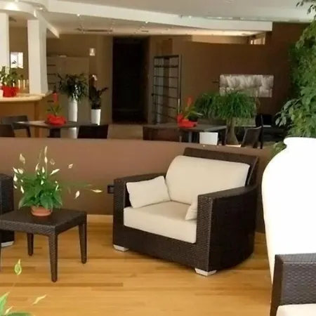 Hotel Cremona Palace Costa Santʼ Abramo