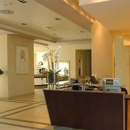 Cremona Palace 4*
