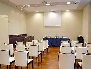 Cremona Palace מלון 4*
