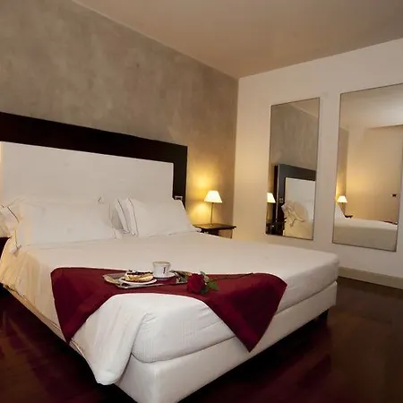 Hotel Cremona Palace